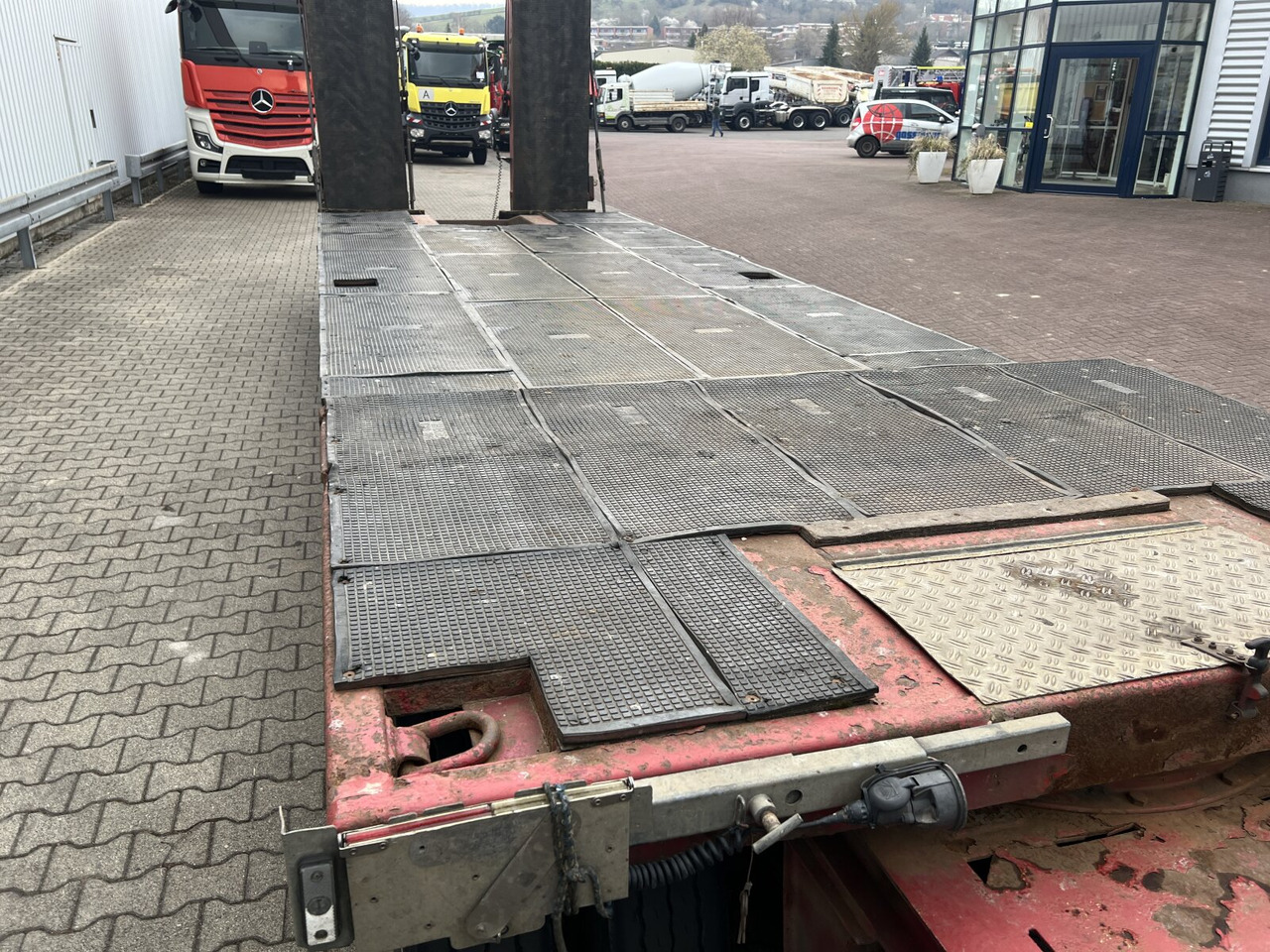 Low loader trailer for transportation of heavy machinery Goldhofer TU 3-24/80 TU 3-24/80, hydr. Rampen, Verbr. auf 3m: picture 15