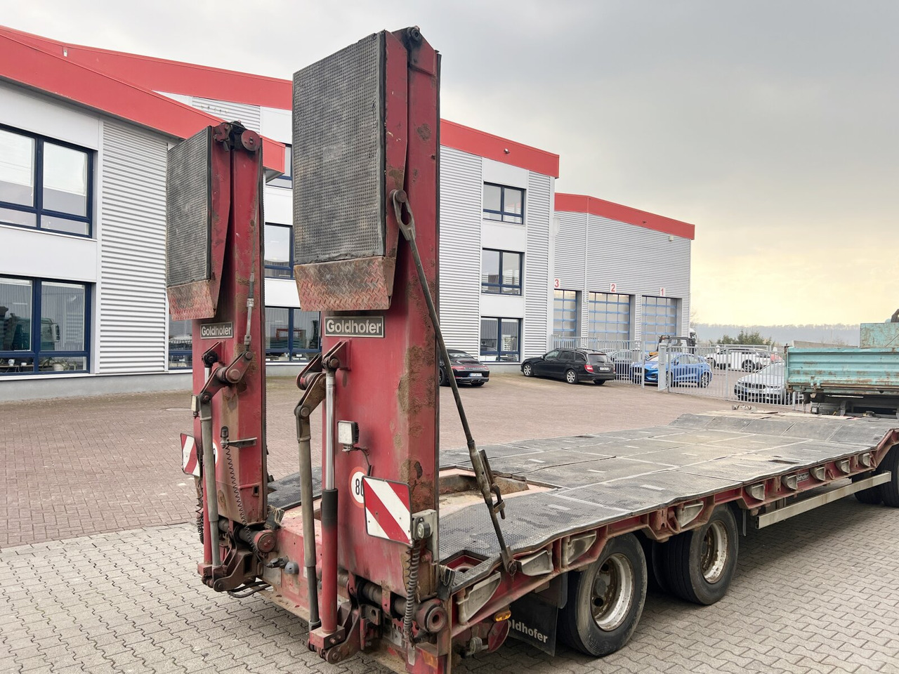 Low loader trailer for transportation of heavy machinery Goldhofer TU 3-24/80 TU 3-24/80, hydr. Rampen, Verbr. auf 3m: picture 12