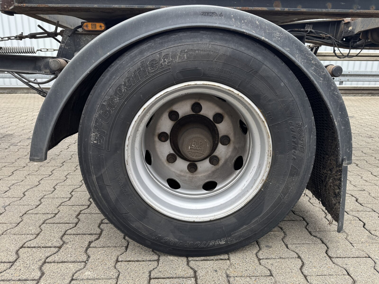 HSA 18.65 Schlittenabroller HSA 18.65 Schlittenabroller - Roll-off/ Skip trailer: picture 2 HSA 18.65 Schlittenabroller HSA 18.65 Schlittenabroller - Roll-off/ Skip trailer: picture 2
