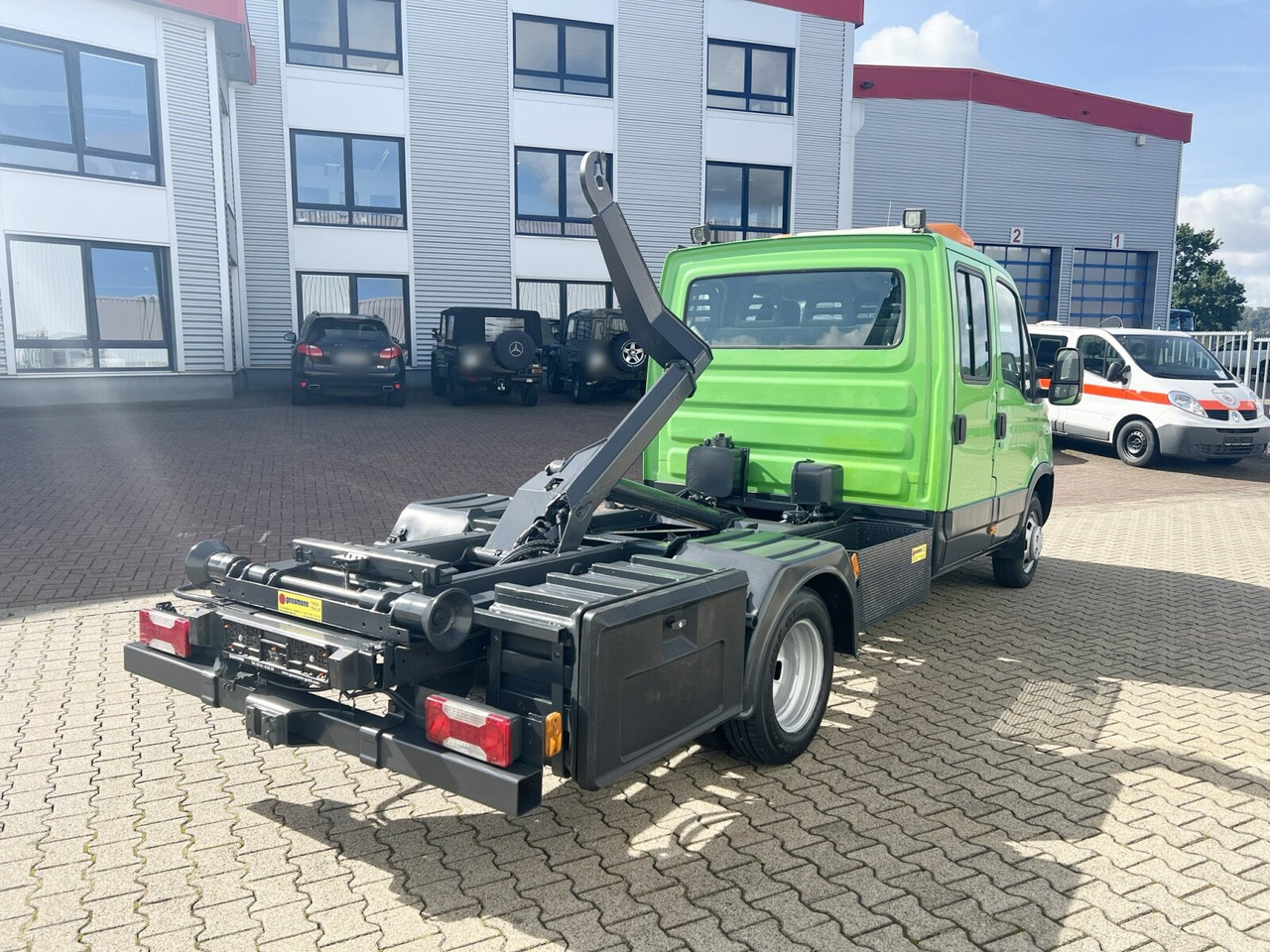 Hook lift truck, Commercial vehicle Iveco Daily 45C15D 4x2 Doka Daily 45C15D 4x2 Doka, City-Abroller: picture 9 Hook lift truck, Commercial vehicle Iveco Daily 45C15D 4x2 Doka Daily 45C15D 4x2 Doka, City-Abroller: picture 9