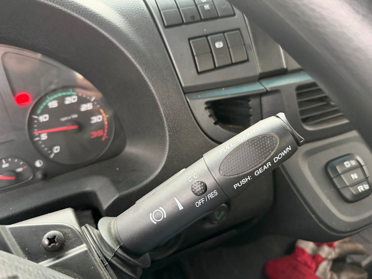 Iveco ML180E32 4x2 ML180E32 4x2 - Tipper: picture 5 Iveco ML180E32 4x2 ML180E32 4x2 - Tipper: picture 5