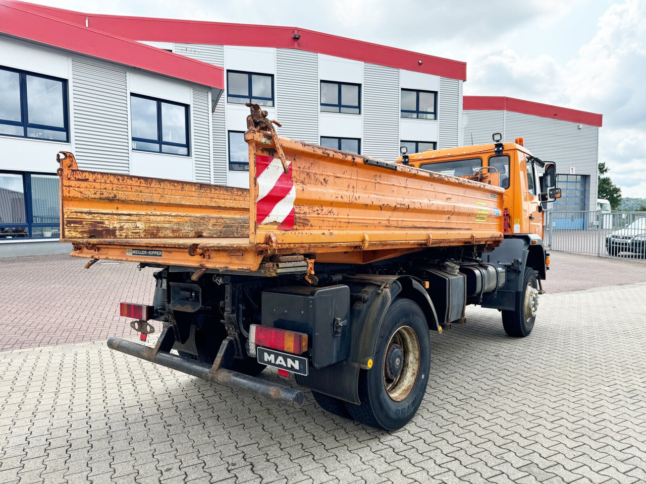Leasing of MAN LE 18.280 4X4 BB LE 18.280 4X4 BB, Winterdienstausstattung, Grüne Plakette MAN LE 18.280 4X4 BB LE 18.280 4X4 BB, Winterdienstausstattung, Grüne Plakette: picture 11