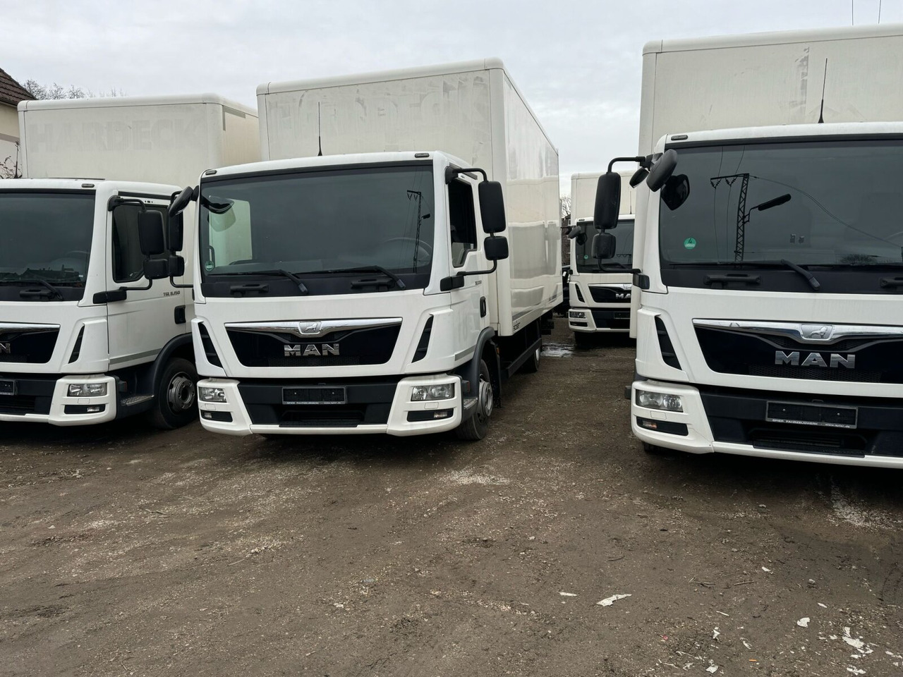 MAN TGL 8.150/180 4x2 BL TGL 8.150/180 4x2 BL, Möbelkoffer mit Rolltor - Box truck: picture 3 MAN TGL 8.150/180 4x2 BL TGL 8.150/180 4x2 BL, Möbelkoffer mit Rolltor - Box truck: picture 3