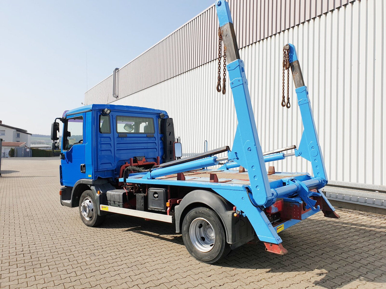 Skip loader truck MAN TGL 8.180 4X2 BL TGL 8.180 4X2 BL, EEV: picture 8 Skip loader truck MAN TGL 8.180 4X2 BL TGL 8.180 4X2 BL, EEV: picture 8