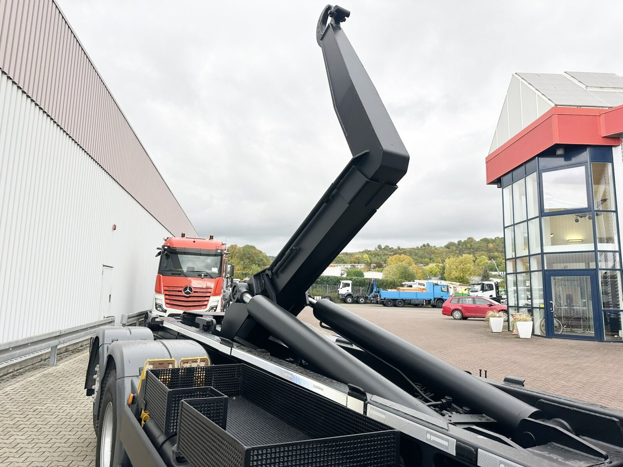 Hook lift truck MAN TGS 26.440 6x2 BL TGS 26.440 6x2 BL: picture 15