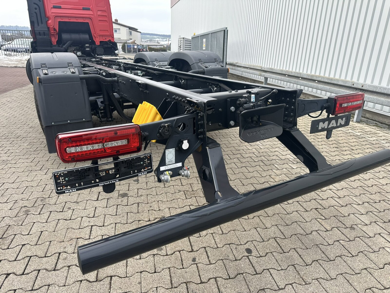 MAN TGS 26.480 6x2-4 BL CH TGS 26.480 6x2-4 BL CH, Lenk-/Lift, OptiView, LED, Navi, Motorabtrieb - Cab chassis truck: picture 5 MAN TGS 26.480 6x2-4 BL CH TGS 26.480 6x2-4 BL CH, Lenk-/Lift, OptiView, LED, Navi, Motorabtrieb - Cab chassis truck: picture 5