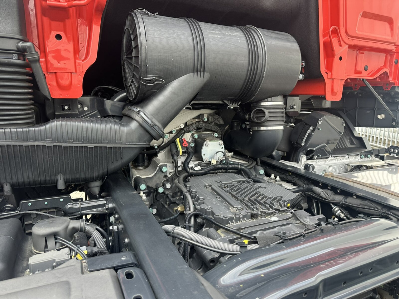 MAN TGS 26.480 6x2-4 BL CH TGS 26.480 6x2-4 BL CH, Lenk-/Lift, OptiView, LED, Navi, Motorabtrieb - Cab chassis truck: picture 2 MAN TGS 26.480 6x2-4 BL CH TGS 26.480 6x2-4 BL CH, Lenk-/Lift, OptiView, LED, Navi, Motorabtrieb - Cab chassis truck: picture 2