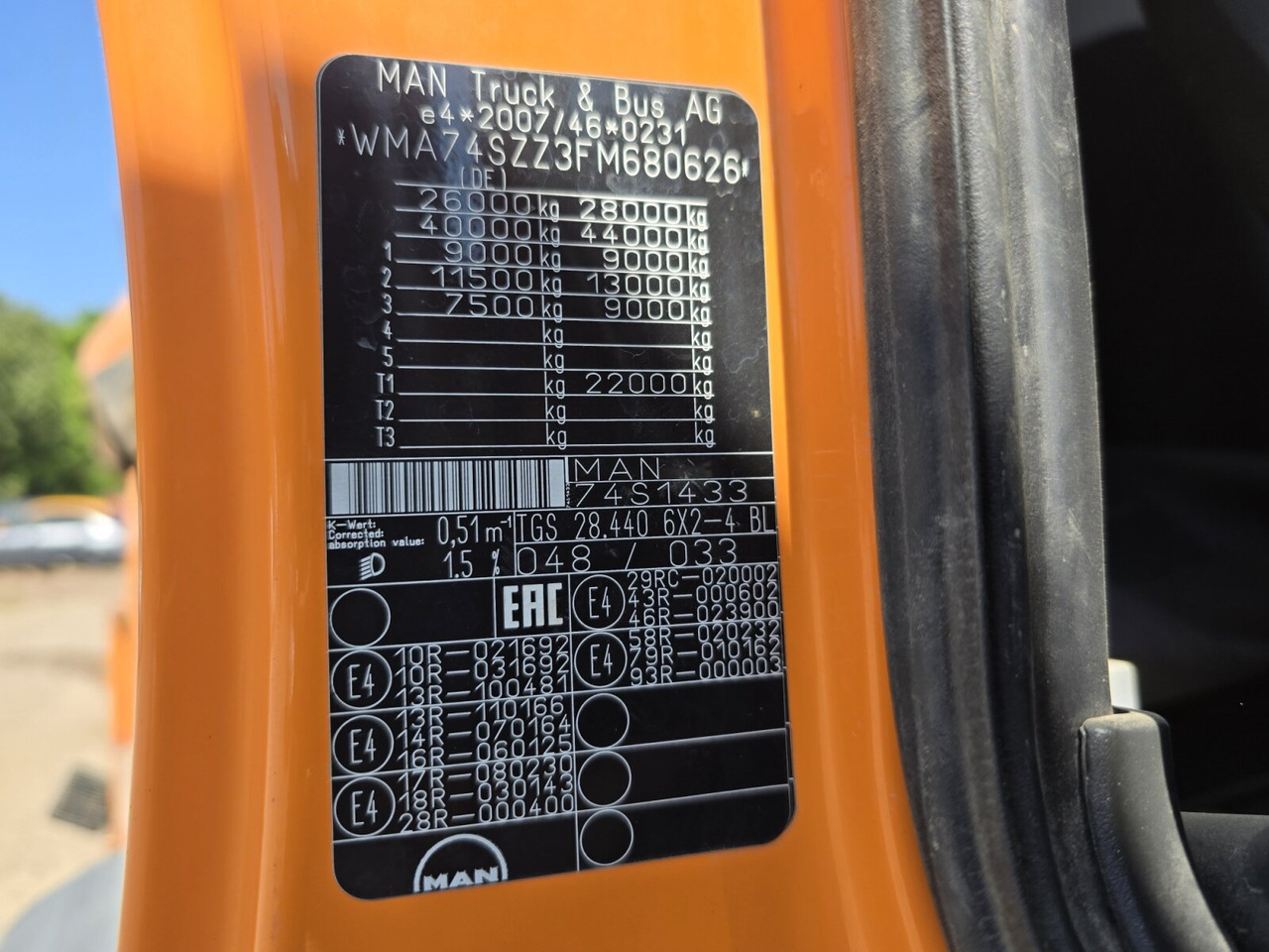 MAN TGS 28.440 6x2-4 BL TGS 28.440 6x2-4 BL, Atlas Kran VDL Abrollanlage, Funk, Lenk-Liftachse - Hook lift truck, Crane truck: picture 4 MAN TGS 28.440 6x2-4 BL TGS 28.440 6x2-4 BL, Atlas Kran VDL Abrollanlage, Funk, Lenk-Liftachse - Hook lift truck, Crane truck: picture 4