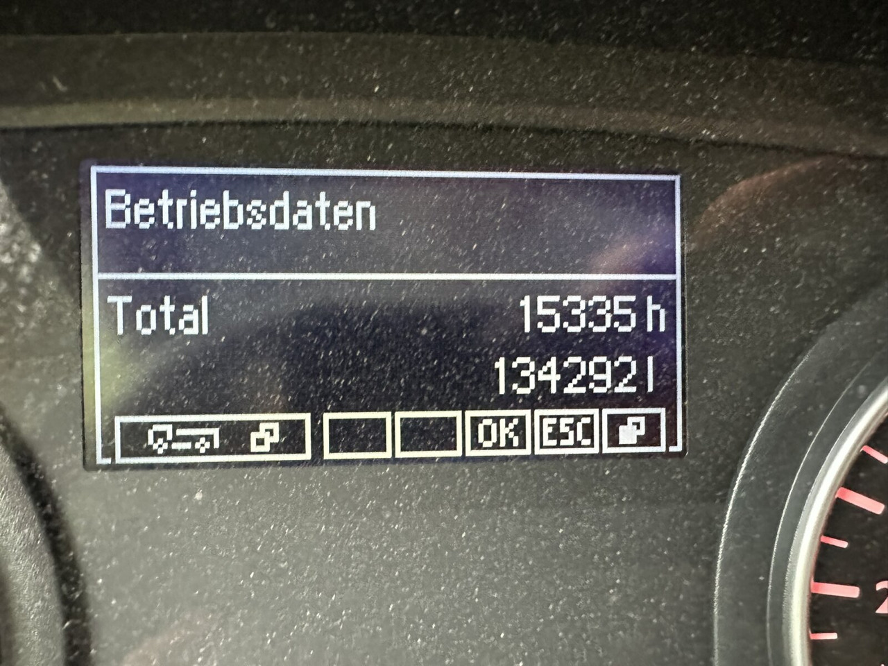 MAN TGS 32.400 8X4 BB TGS 32.400 8x4 BB, Stetter ca. 9m³ - Concrete mixer truck: picture 4 MAN TGS 32.400 8X4 BB TGS 32.400 8x4 BB, Stetter ca. 9m³ - Concrete mixer truck: picture 4