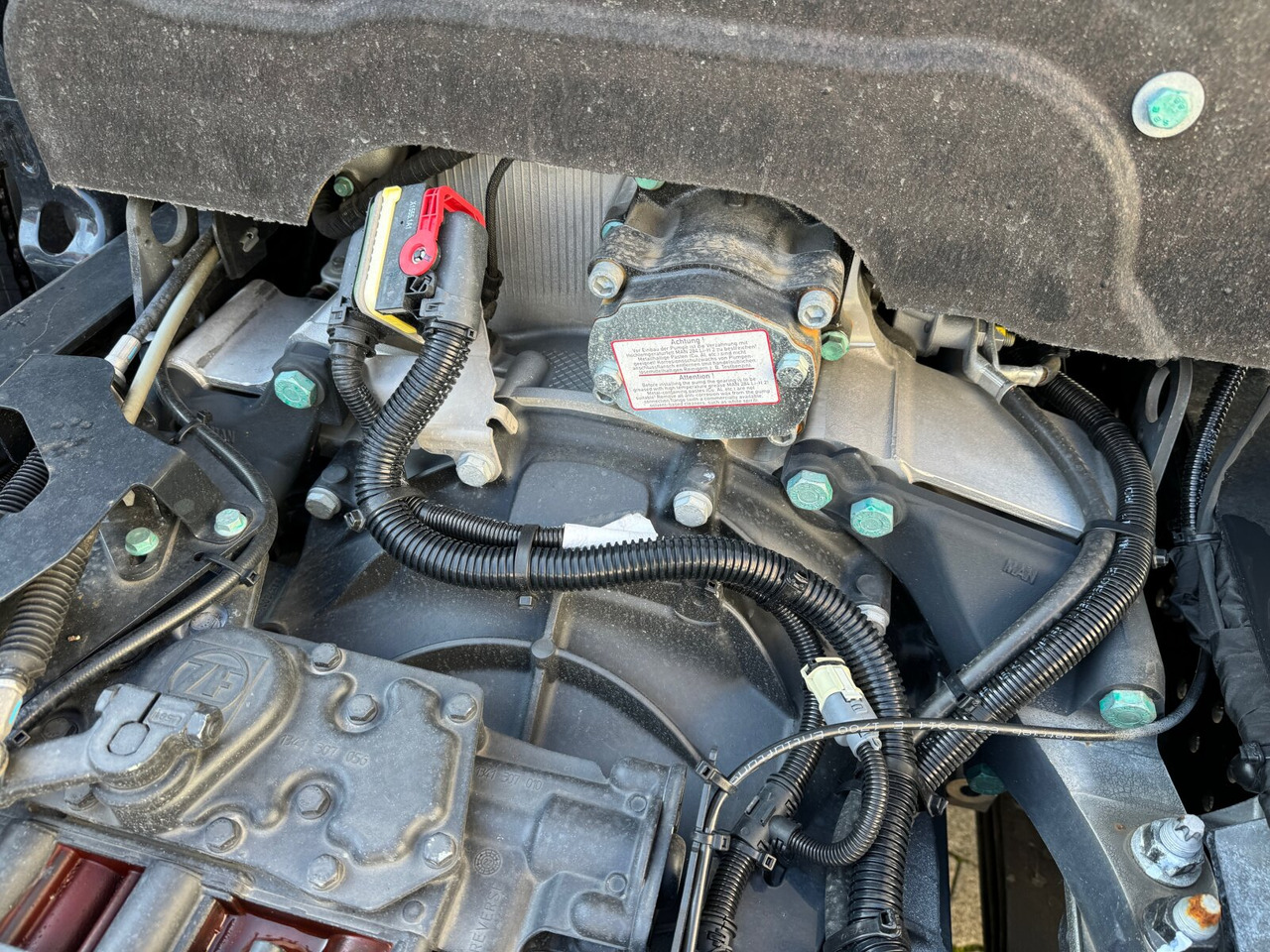 New Cab chassis truck MAN TGS 35.480 8x6H BL CH TGS 35.480 8x6H BL CH, HydroDrive, Navi, Nebenantrieb: picture 8