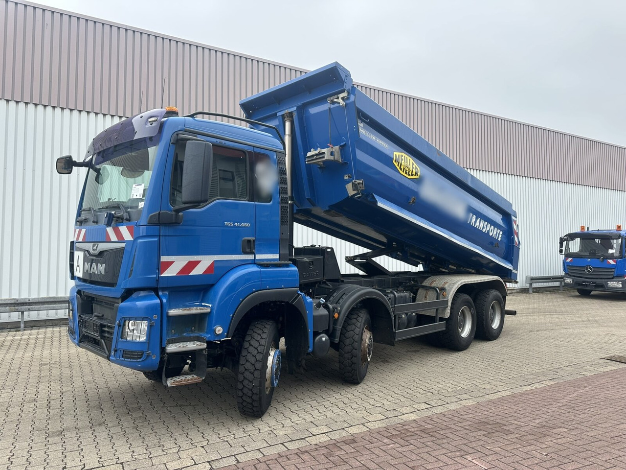 MAN TGS 41.460 8x8 BB TGS 41.460 8x8 BB, Meiller Stahlmulde ca. 20m³ - Dumper: picture 1 MAN TGS 41.460 8x8 BB TGS 41.460 8x8 BB, Meiller Stahlmulde ca. 20m³ - Dumper: picture 1
