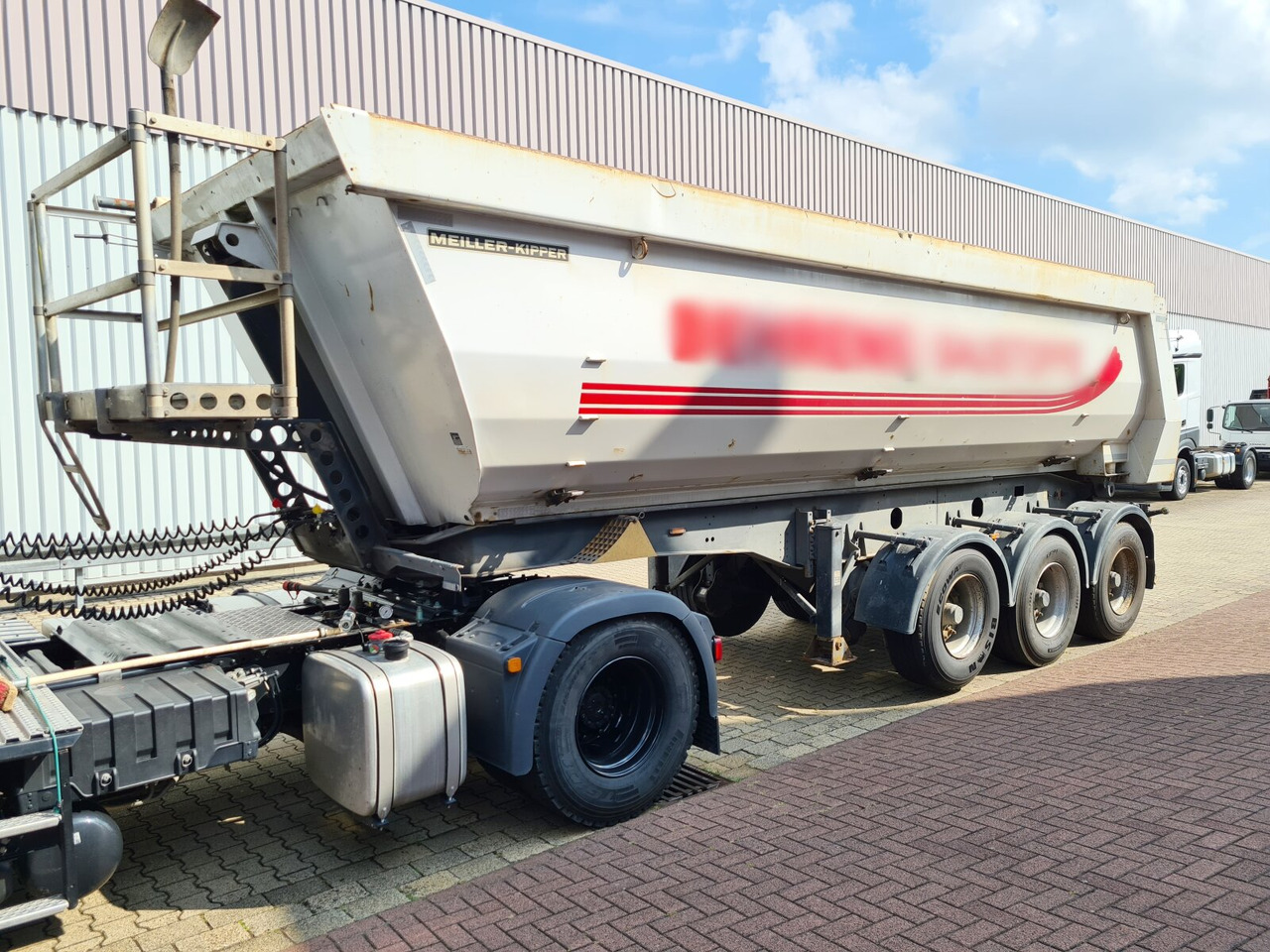 Meiller MHPS 12/27 MHPS 12/27 NOSS2, Stahlmulde ca. 26m³, Liftachse - Tipper semi-trailer: picture 3 Meiller MHPS 12/27 MHPS 12/27 NOSS2, Stahlmulde ca. 26m³, Liftachse - Tipper semi-trailer: picture 3