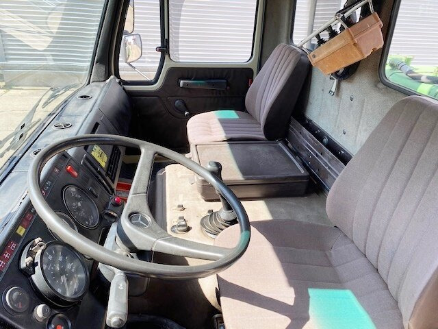 Leasing of Mercedes-Benz 2635 6x4 2635 6x4, V8, Heckkran Palfinger PK 28000, Funk, 28,5m-280kg Mercedes-Benz 2635 6x4 2635 6x4, V8, Heckkran Palfinger PK 28000, Funk, 28,5m-280kg: picture 6