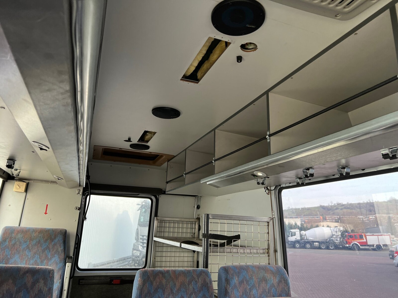 Minibus, Passenger van Mercedes-Benz 711 D-KA 4x2 711 D-KA 4x2, Standklima, 11-Sitze, 2 x on stock: picture 10