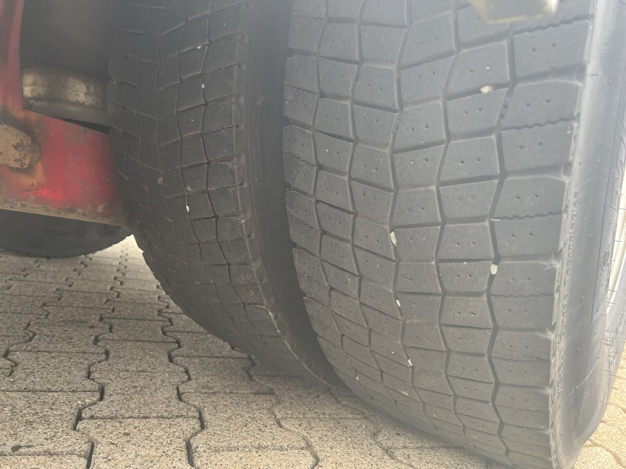 Tank truck Mercedes-Benz Actros 1844 L 4x2 Actros 1844 L 4x2, Tank 14.250l: picture 15 Tank truck Mercedes-Benz Actros 1844 L 4x2 Actros 1844 L 4x2, Tank 14.250l: picture 15