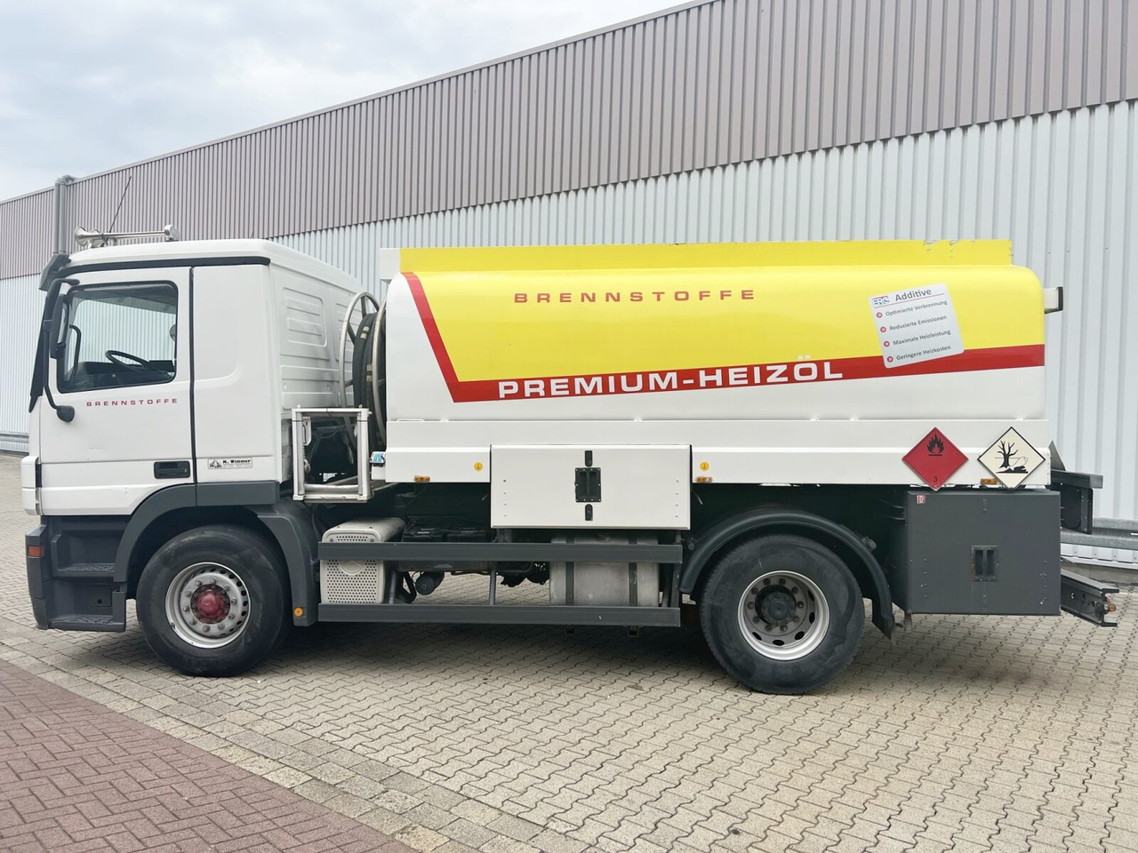 Tank truck Mercedes-Benz Actros 1844 L 4x2 Actros 1844 L 4x2, Tank 14.250l: picture 14 Tank truck Mercedes-Benz Actros 1844 L 4x2 Actros 1844 L 4x2, Tank 14.250l: picture 14