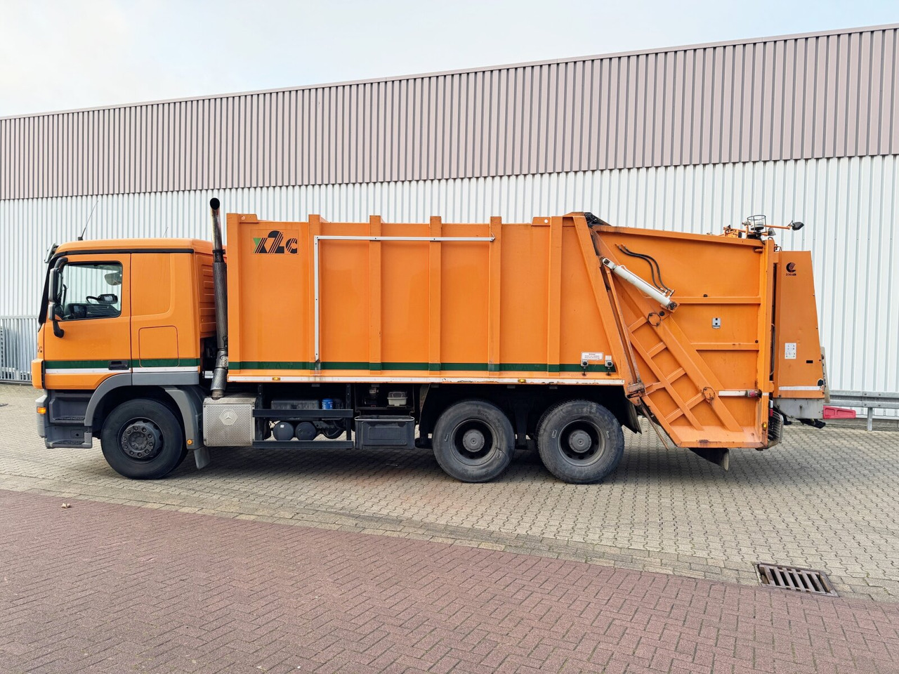 Leasing of Mercedes-Benz Actros 2641/48 L 6x4 Actros 2641/48 L 6x4, Haller M21X2C, Zöller Schüttung Mercedes-Benz Actros 2641/48 L 6x4 Actros 2641/48 L 6x4, Haller M21X2C, Zöller Schüttung: picture 14