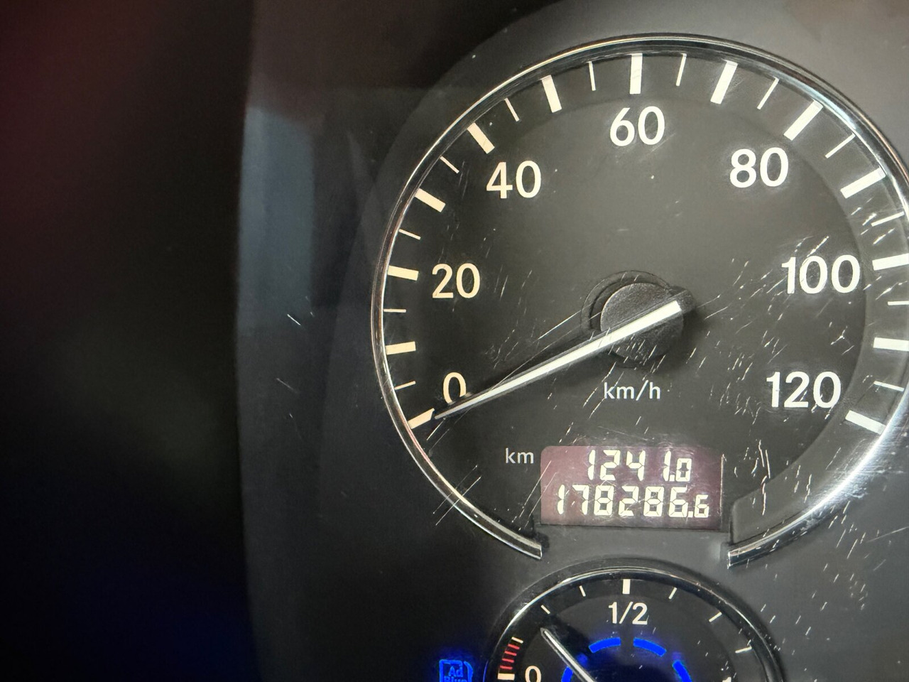 Mercedes-Benz Actros 2641 6x4 Actros 2641 6x4 - Hook lift truck: picture 2 Mercedes-Benz Actros 2641 6x4 Actros 2641 6x4 - Hook lift truck: picture 2