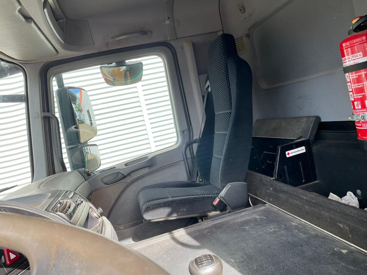 Mercedes-Benz Actros MP III 3544/8x4/4 Actros MP III 3544/8x4/4, 3 Pedale - Cab chassis truck: picture 5 Mercedes-Benz Actros MP III 3544/8x4/4 Actros MP III 3544/8x4/4, 3 Pedale - Cab chassis truck: picture 5