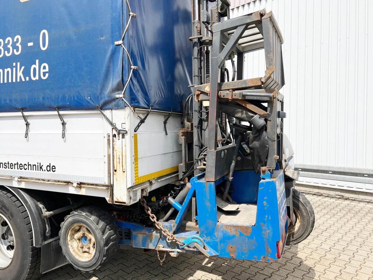 Leasing of Mercedes-Benz Antos 1840 L 4x2 Antos 1840 L 4x2, Aufnahme für Mitnahmestapler Mercedes-Benz Antos 1840 L 4x2 Antos 1840 L 4x2, Aufnahme für Mitnahmestapler: picture 13 Leasing of Mercedes-Benz Antos 1840 L 4x2 Antos 1840 L 4x2, Aufnahme für Mitnahmestapler Mercedes-Benz Antos 1840 L 4x2 Antos 1840 L 4x2, Aufnahme für Mitnahmestapler: picture 13