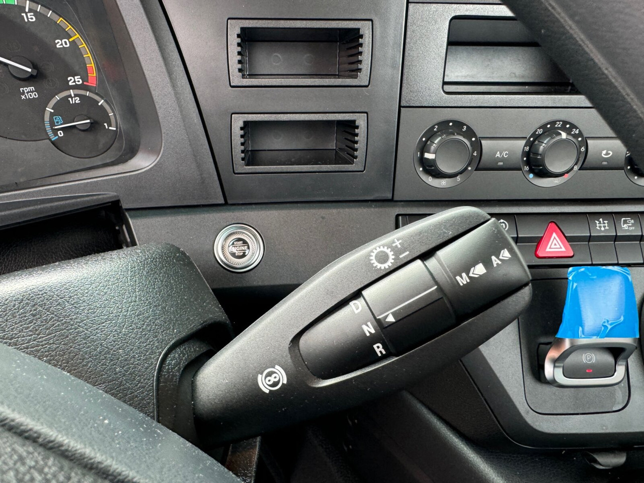 Leasing of Mercedes-Benz Arocs 2633 6x4 Arocs 2633 6x4, 2x Nebenantrieb Mercedes-Benz Arocs 2633 6x4 Arocs 2633 6x4, 2x Nebenantrieb: picture 4