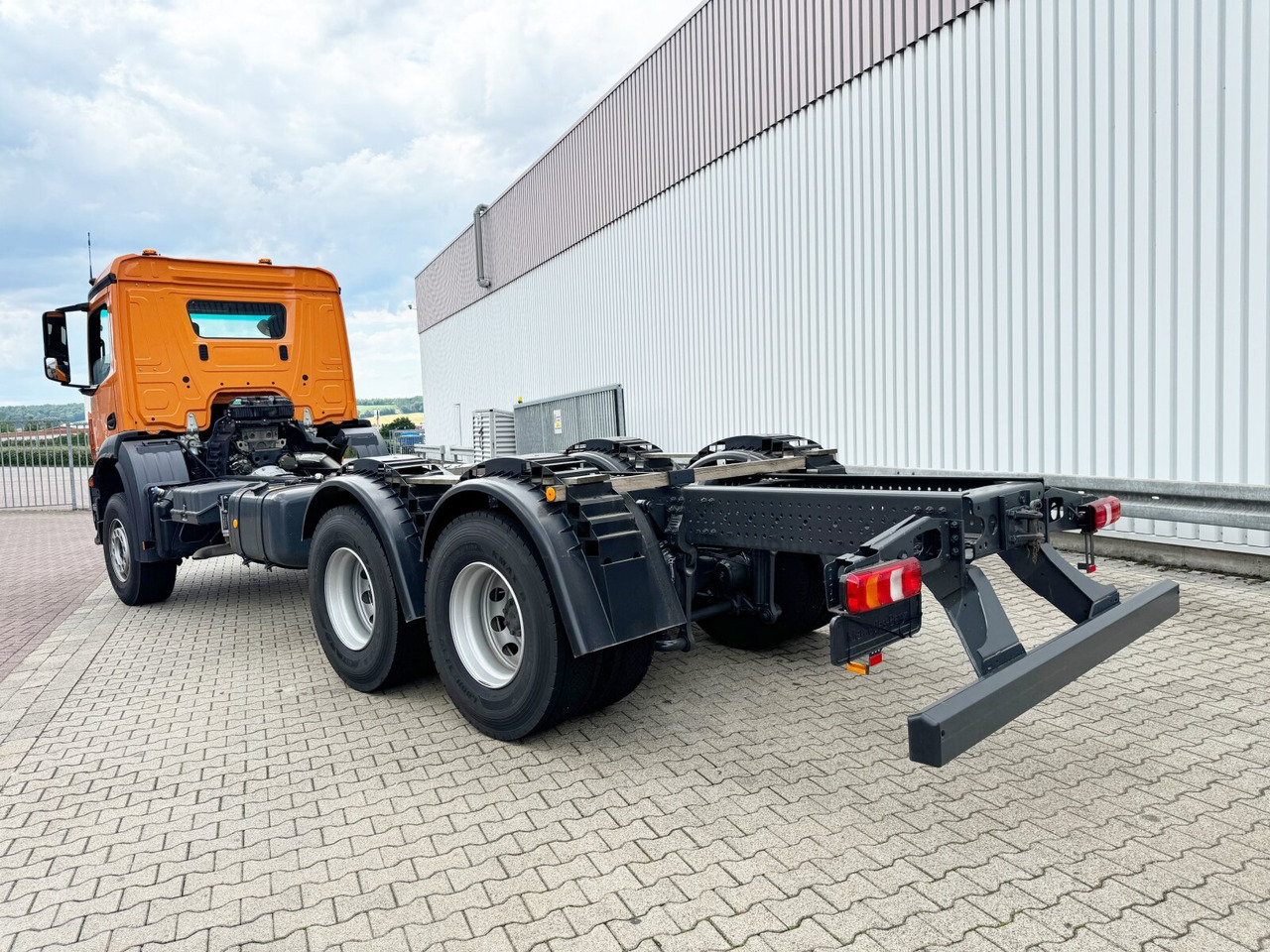 Leasing of Mercedes-Benz Arocs 2633 6x4, Automatik, 2x Nebenantrieb Arocs 2633 6x4, 2x Nebenantrieb Mercedes-Benz Arocs 2633 6x4, Automatik, 2x Nebenantrieb Arocs 2633 6x4, 2x Nebenantrieb: picture 13 Leasing of Mercedes-Benz Arocs 2633 6x4, Automatik, 2x Nebenantrieb Arocs 2633 6x4, 2x Nebenantrieb Mercedes-Benz Arocs 2633 6x4, Automatik, 2x Nebenantrieb Arocs 2633 6x4, 2x Nebenantrieb: picture 13