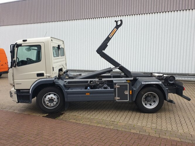 Hook lift truck Mercedes-Benz Atego 1224 K 4x2 Atego 1224 K 4x2: picture 8