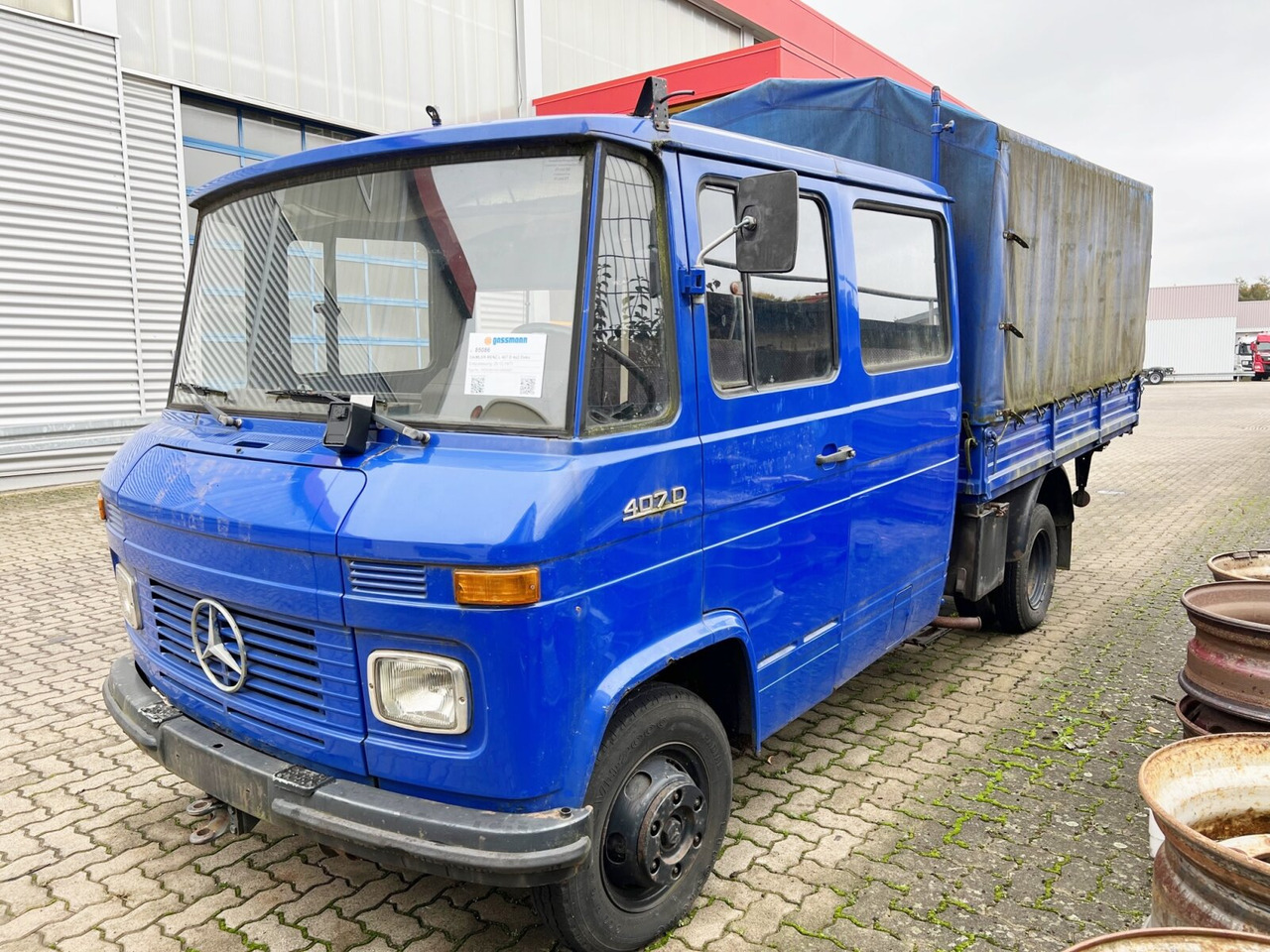 Mercedes-Benz L 407 D 4x2 Doka L 407 D 4x2 Doka, Ex-THW - Curtainsider truck: picture 1 Mercedes-Benz L 407 D 4x2 Doka L 407 D 4x2 Doka, Ex-THW - Curtainsider truck: picture 1