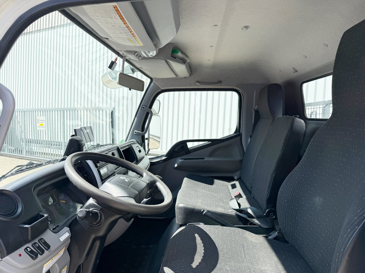 Mitsubishi Canter Fuso 7C15 4x2 Canter Fuso 7C15 4x2, Tele-Absetzer, Vereiterbar bis 10m³ - Skip loader truck: picture 5 Mitsubishi Canter Fuso 7C15 4x2 Canter Fuso 7C15 4x2, Tele-Absetzer, Vereiterbar bis 10m³ - Skip loader truck: picture 5