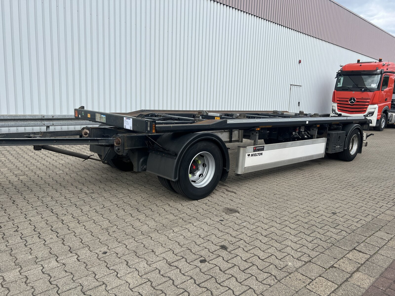 PS2P70B PS2P70B Abrollanhänger bis 7,25 m Behälter - Roll-off/ Skip trailer: picture 1 PS2P70B PS2P70B Abrollanhänger bis 7,25 m Behälter - Roll-off/ Skip trailer: picture 1
