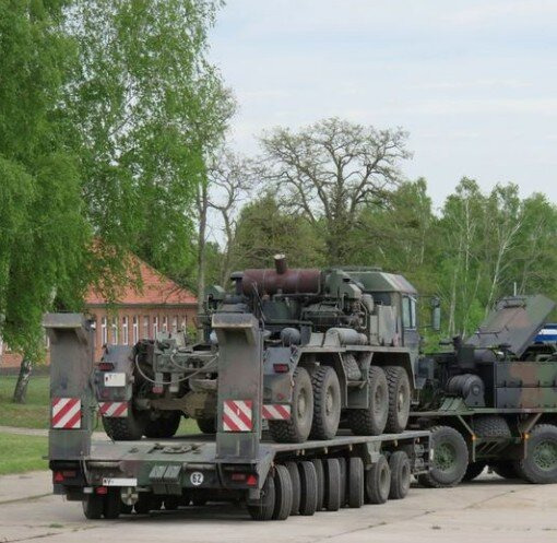 SLT 56 t SLT 56 t, Elefant (Franziska) EX BW - Low loader semi-trailer: picture 2 SLT 56 t SLT 56 t, Elefant (Franziska) EX BW - Low loader semi-trailer: picture 2