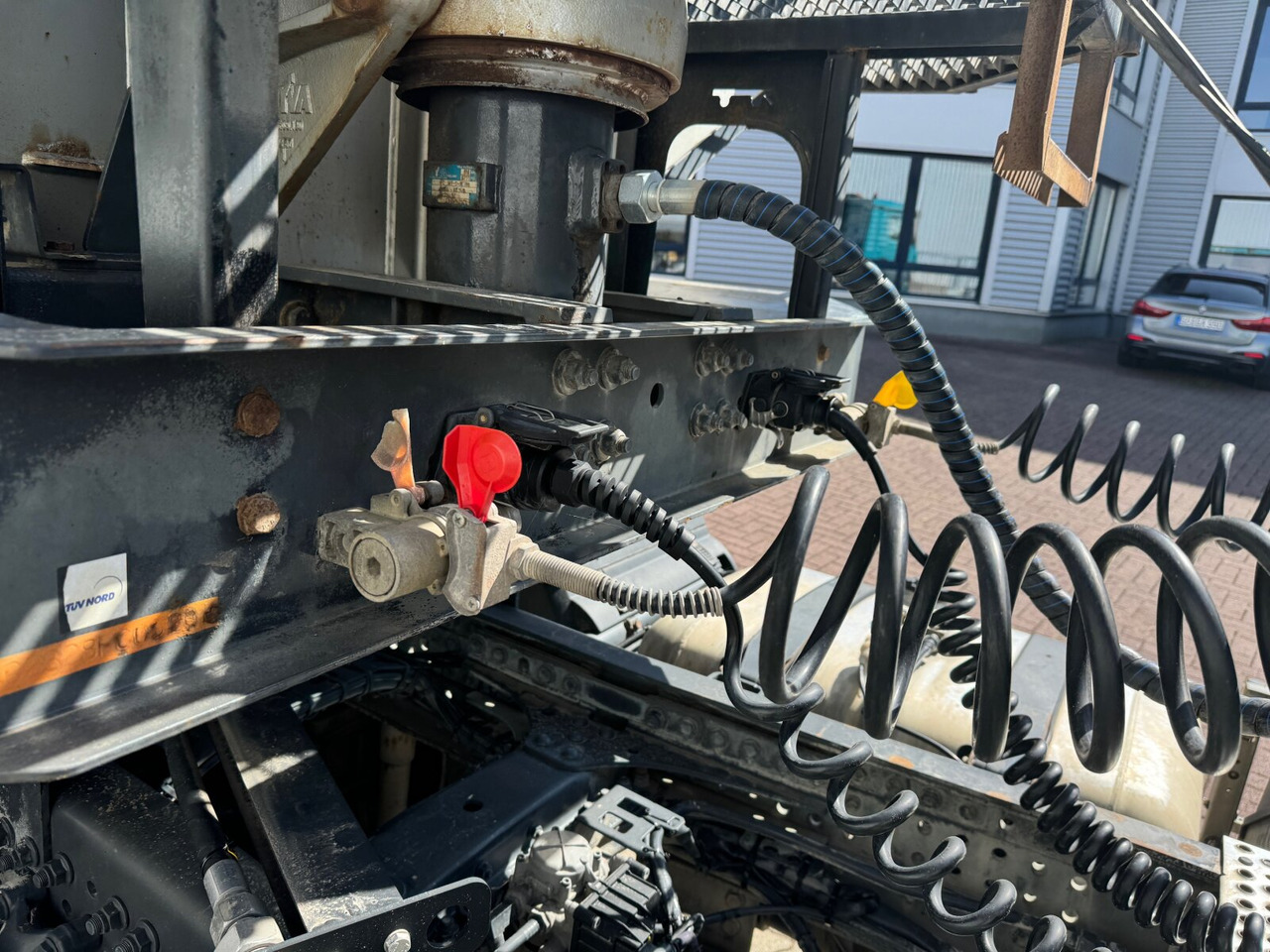 Semi-trailer Carnehl CHKS/HH CHKS/HH, Stahlmulde ca. 25m³: picture 10 Semi-trailer Carnehl CHKS/HH CHKS/HH, Stahlmulde ca. 25m³: picture 10