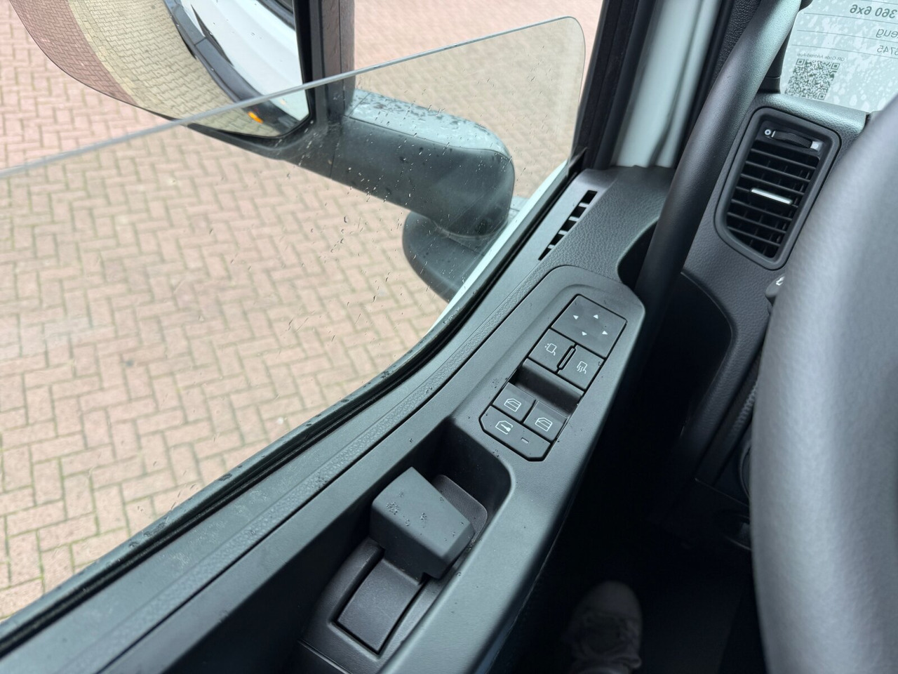 T-Way 360 6x6 T-Way 360 6x6 - Hook lift truck: picture 5 T-Way 360 6x6 T-Way 360 6x6 - Hook lift truck: picture 5