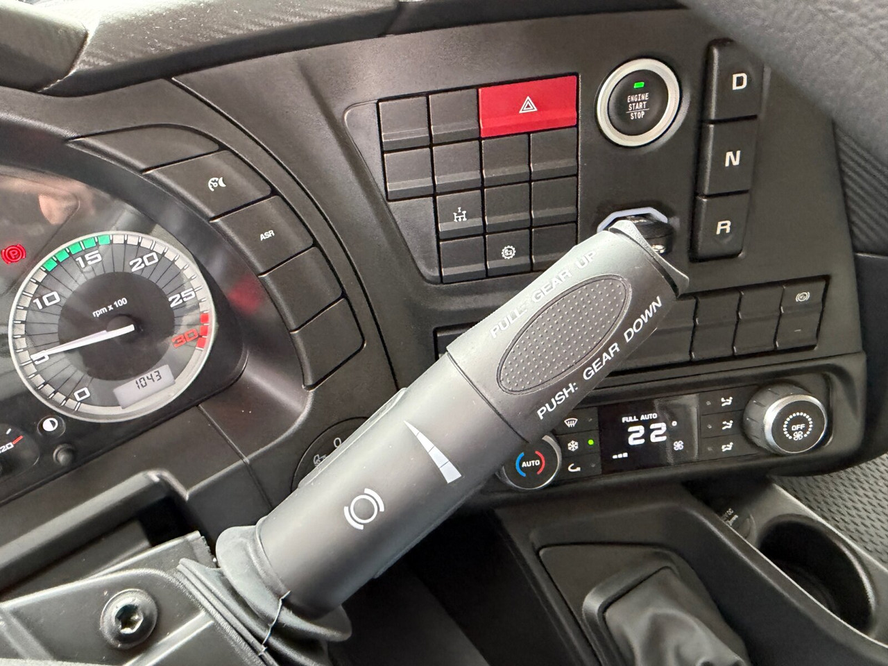 T-Way 360 6x6 T-Way 360 6x6, Nebenantrieb - Cab chassis truck: picture 4 T-Way 360 6x6 T-Way 360 6x6, Nebenantrieb - Cab chassis truck: picture 4