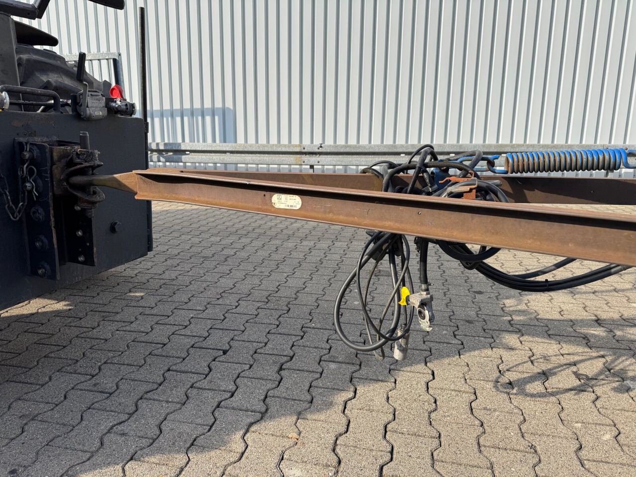 T2 T2 - Low loader trailer: picture 2 T2 T2 - Low loader trailer: picture 2