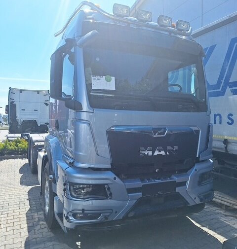 MAN TGS 33.520 6x4 BL SA TGS 33.520 6x4 BL SA, Retarder, LED, Navi, Nebenantrieb - Tractor unit: picture 2 MAN TGS 33.520 6x4 BL SA TGS 33.520 6x4 BL SA, Retarder, LED, Navi, Nebenantrieb - Tractor unit: picture 2