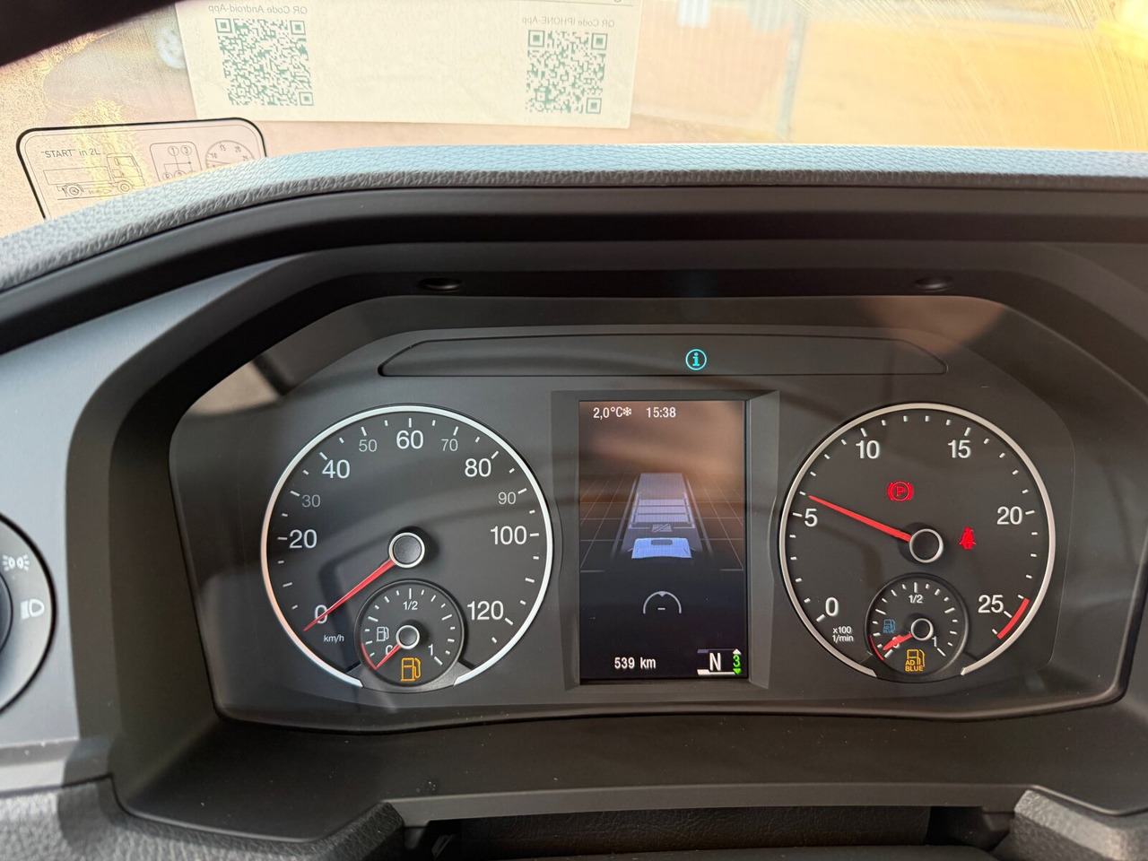 MAN TGS 33.520 6x4 BL SA TGS 33.520 6x4 BL SA, Retarder, LED, Nebenantrieb - Tractor unit: picture 4 MAN TGS 33.520 6x4 BL SA TGS 33.520 6x4 BL SA, Retarder, LED, Nebenantrieb - Tractor unit: picture 4