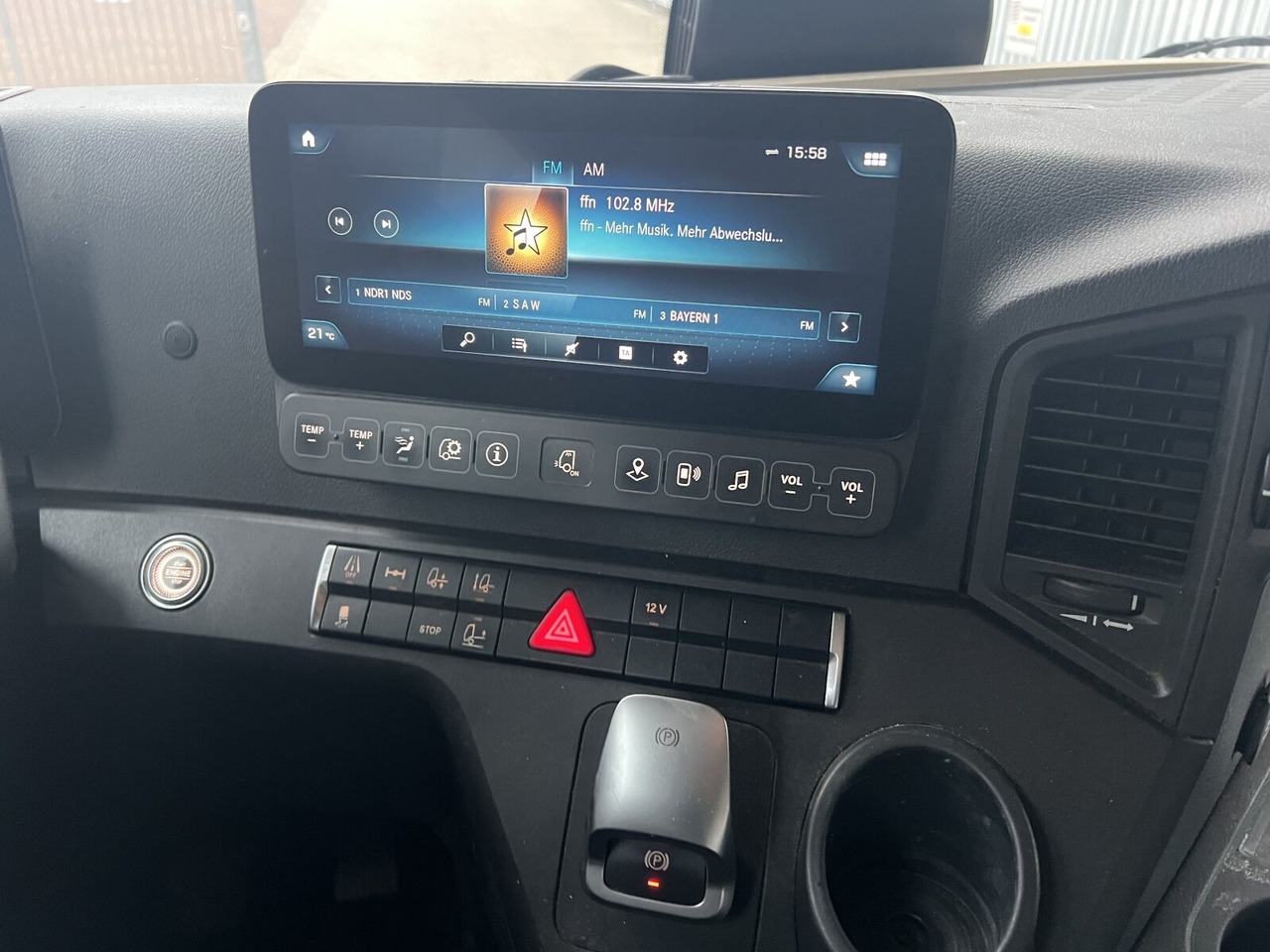 Mercedes-Benz Actros 1848 LS 4x2 Actros 1848 LS 4x2, Volumer, Retarder - Tractor unit: picture 2 Mercedes-Benz Actros 1848 LS 4x2 Actros 1848 LS 4x2, Volumer, Retarder - Tractor unit: picture 2