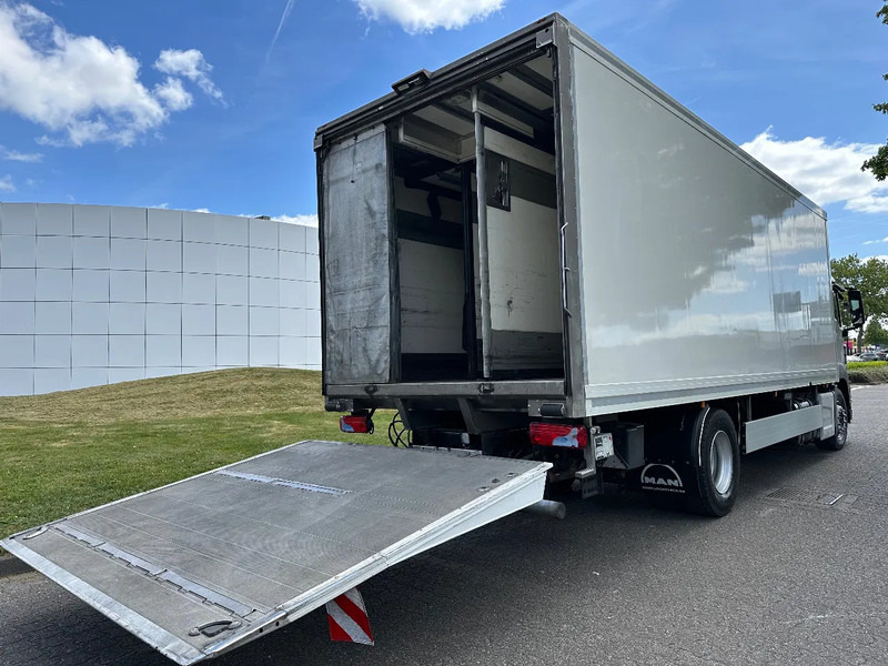 MAN TGS 18.360 FRIGOBLOCK FK25 MULTITEMP + LIFT / LADEBORDWAND 2000 KG + EURO 6 + AIRCO - Refrigerator truck: picture 5 MAN TGS 18.360 FRIGOBLOCK FK25 MULTITEMP + LIFT / LADEBORDWAND 2000 KG + EURO 6 + AIRCO - Refrigerator truck: picture 5