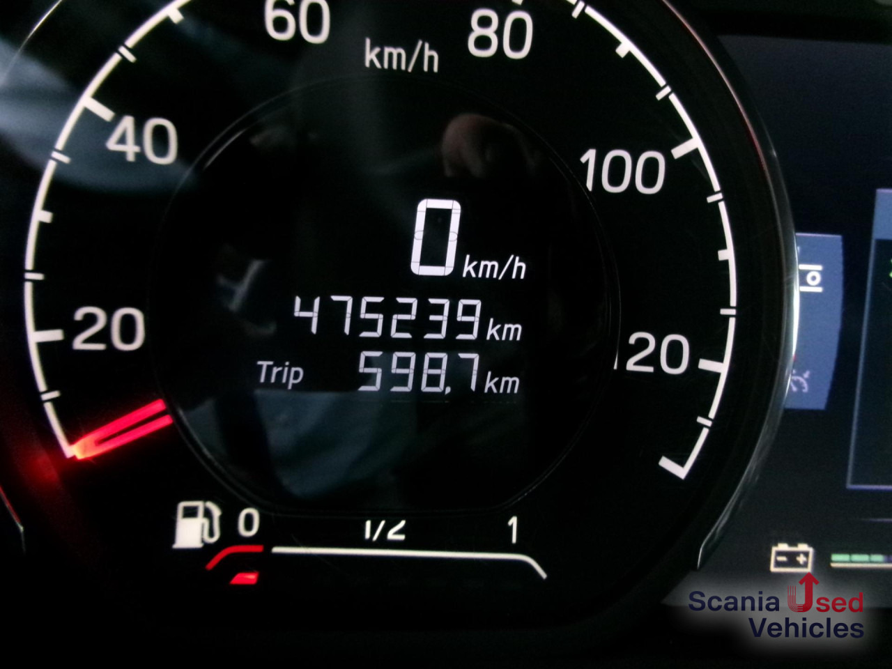 SCANIA R 450 A4x2EB 2 Tanks Standklima TOP!!! - Tractor unit: picture 3 SCANIA R 450 A4x2EB 2 Tanks Standklima TOP!!! - Tractor unit: picture 3