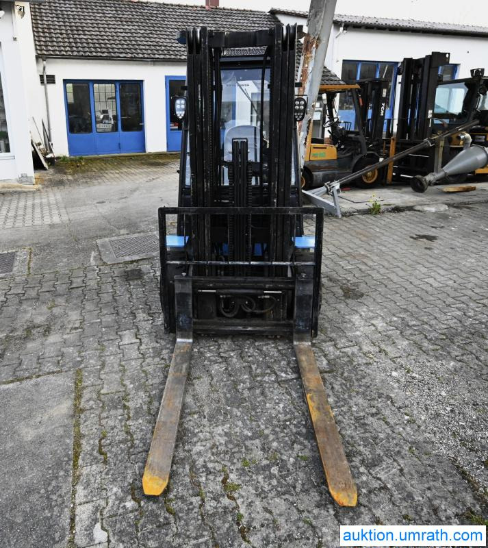 Hangcha Elektrostapler Gabelstapler Hangcha CPD 25 XD4 - S126 Lithium Ionen Akku Kabine Vollfreihub Triplexmast mit Seitenschieber - Electric forklift: picture 3 Hangcha Elektrostapler Gabelstapler Hangcha CPD 25 XD4 - S126 Lithium Ionen Akku Kabine Vollfreihub Triplexmast mit Seitenschieber - Electric forklift: picture 3