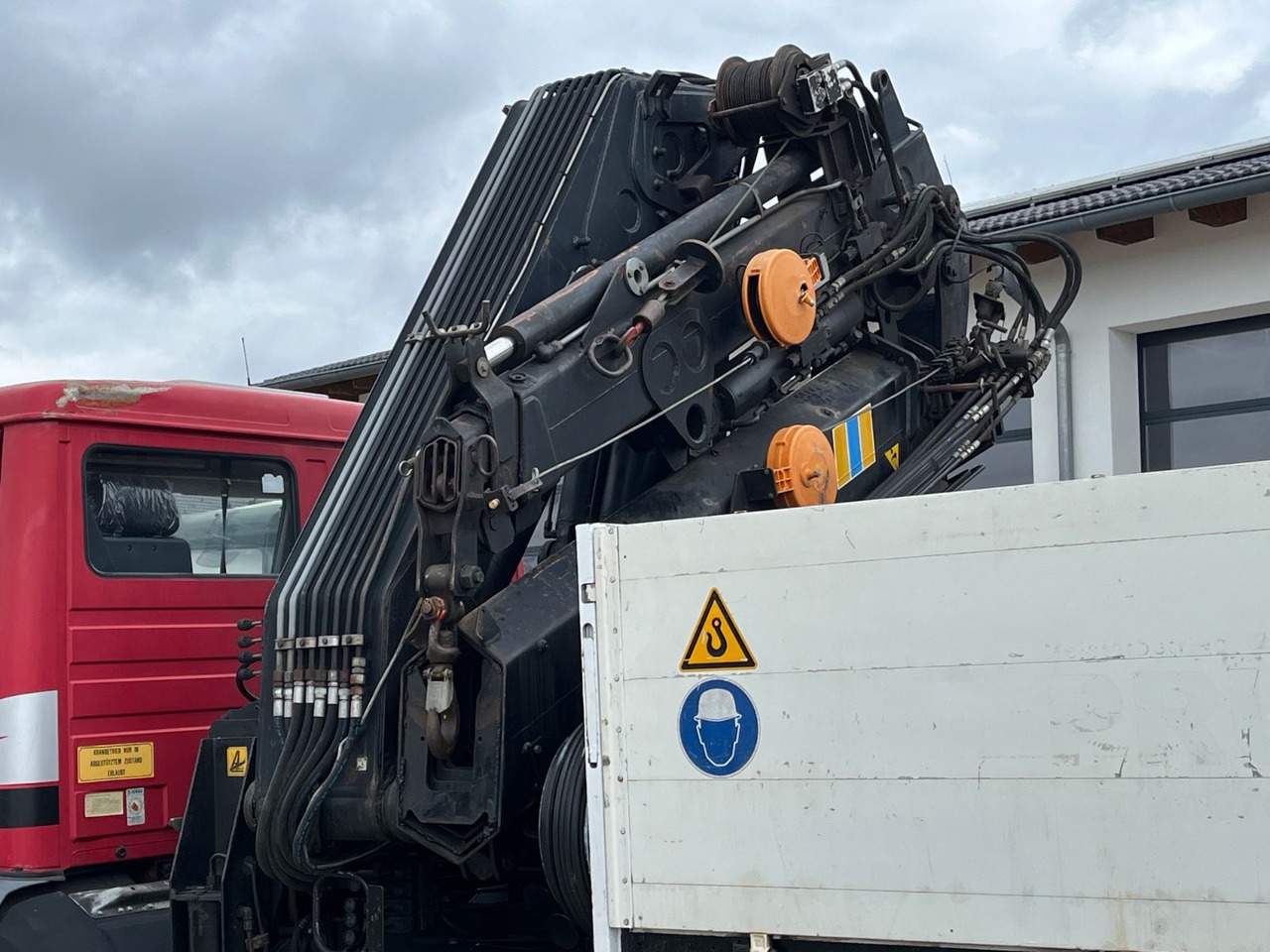 Mercedes-Benz SK 1820 mit HIAB 215-5 mit Jib und Winde - Dropside/ Flatbed truck, Crane truck: picture 5 Mercedes-Benz SK 1820 mit HIAB 215-5 mit Jib und Winde - Dropside/ Flatbed truck, Crane truck: picture 5