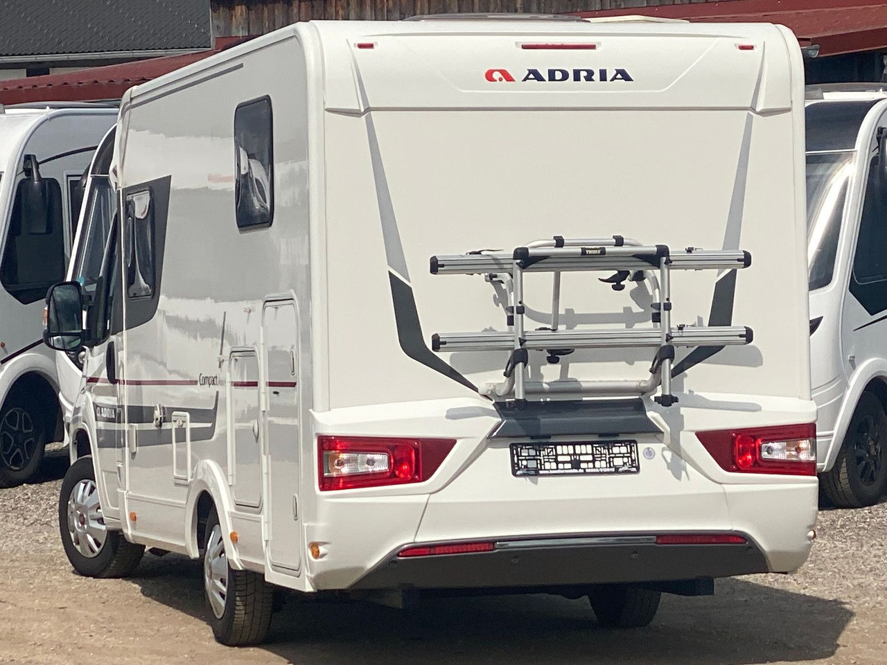 Adria Compact SL - Semi-integrated motorhome: picture 5 Adria Compact SL - Semi-integrated motorhome: picture 5