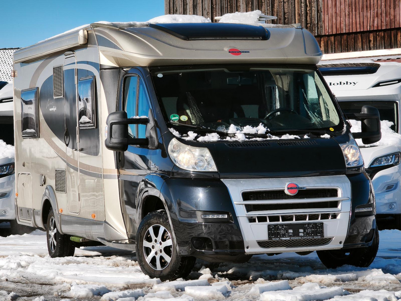 Bürstner Nexxo T660 Moonlight, SAT, AHK,1 Hand - Semi-integrated motorhome: picture 4 Bürstner Nexxo T660 Moonlight, SAT, AHK,1 Hand - Semi-integrated motorhome: picture 4