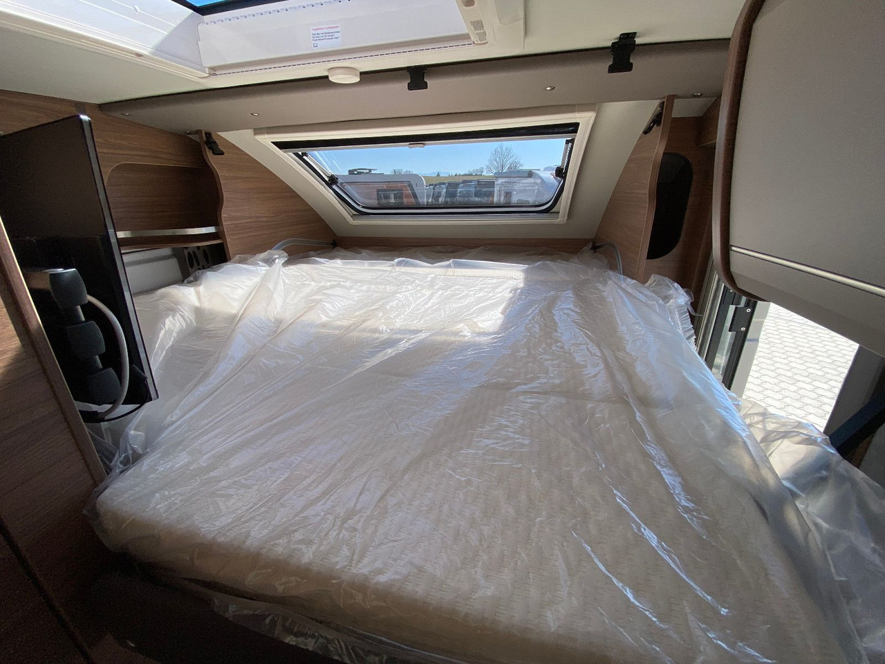 Semi-integrated motorhome Knaus TOURER Vansation 500 MQ,4 Personen,AHK,slidebett: picture 10