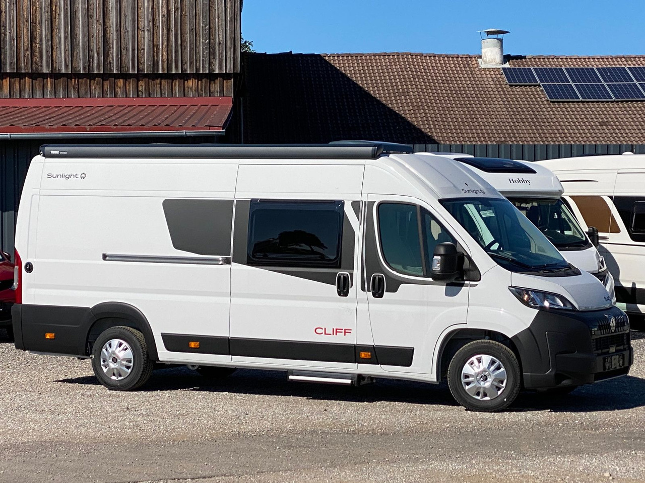 Sunlight Cliff 640 mit Längsbetten,Modell 25 - Camper van: picture 2 Sunlight Cliff 640 mit Längsbetten,Modell 25 - Camper van: picture 2