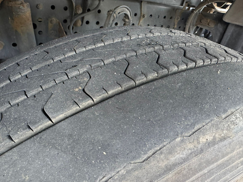 Tractor unit Mercedes-Benz Actros 1845 / Euro 5 / 2 Tanks / 2 In Stock: picture 18 Tractor unit Mercedes-Benz Actros 1845 / Euro 5 / 2 Tanks / 2 In Stock: picture 18