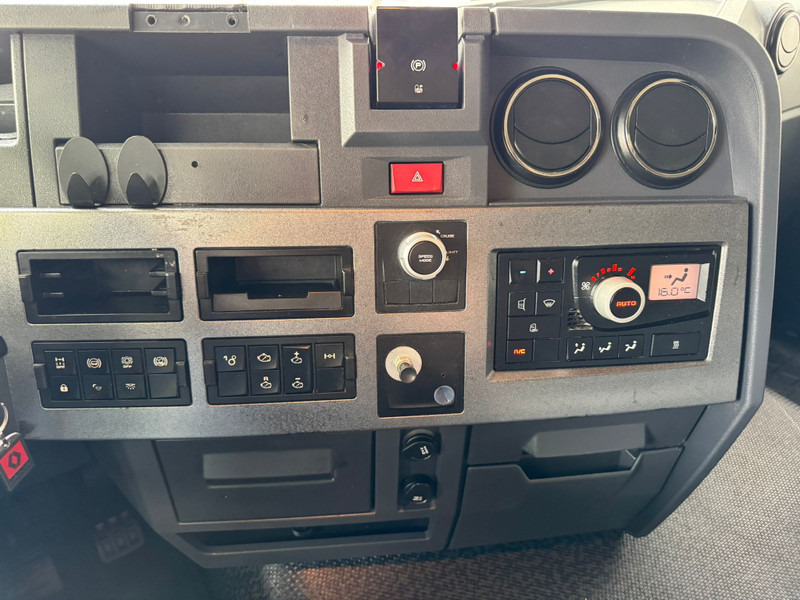 Tractor unit Renault T 460 / Refrigarator / Euro 6 / 2 Beds: picture 15