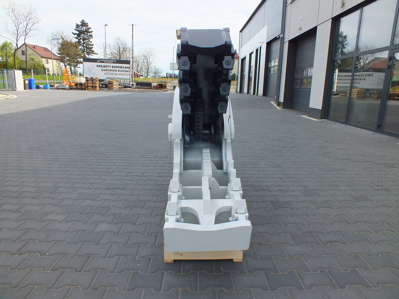 DEMOQ DFR15 HD Hydraulic Rotating Pulveriser Crusher 1700 KG - Demolition shears for Excavator: picture 4 DEMOQ DFR15 HD Hydraulic Rotating Pulveriser Crusher 1700 KG - Demolition shears for Excavator: picture 4
