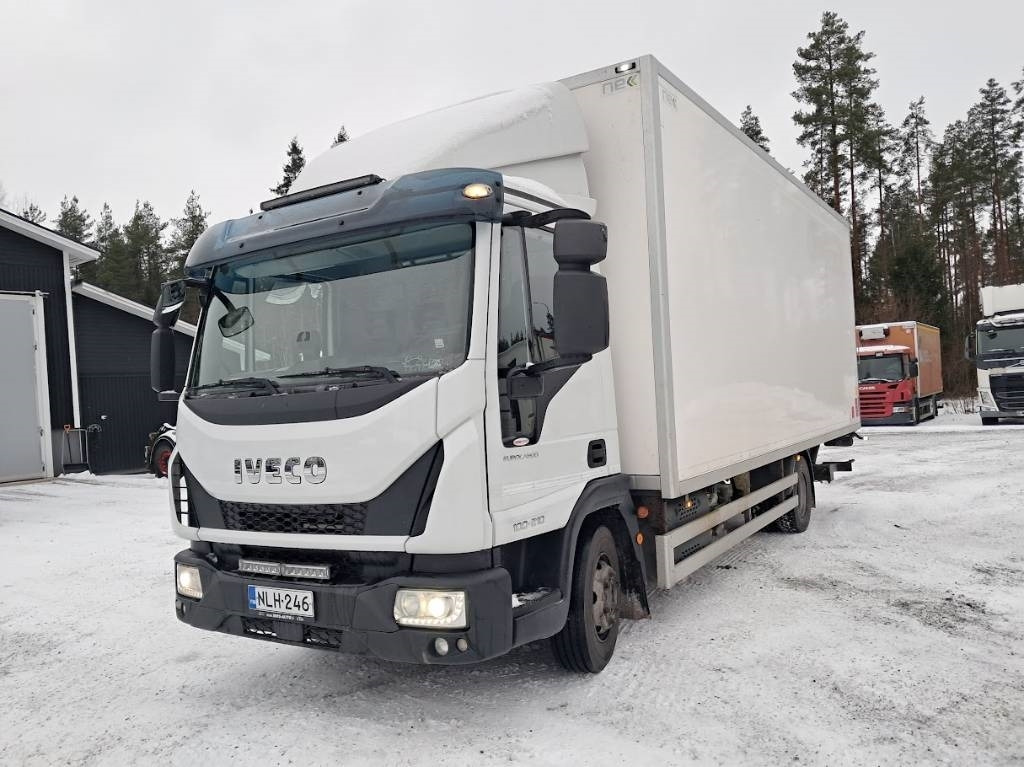 Iveco Eurocargo 100 E21 - Box truck: picture 2 Iveco Eurocargo 100 E21 - Box truck: picture 2